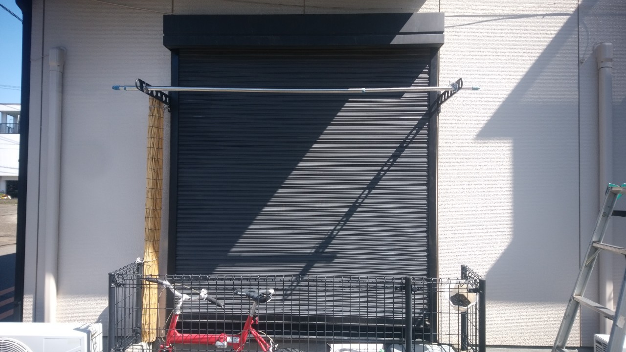手動でのシャッターの開け方は 開かないときの原因と対処方法 株式会社横引シャッター 手動でのシャッターの開け方は 開かないときの原因と対処方法 株式会社横引シャッター